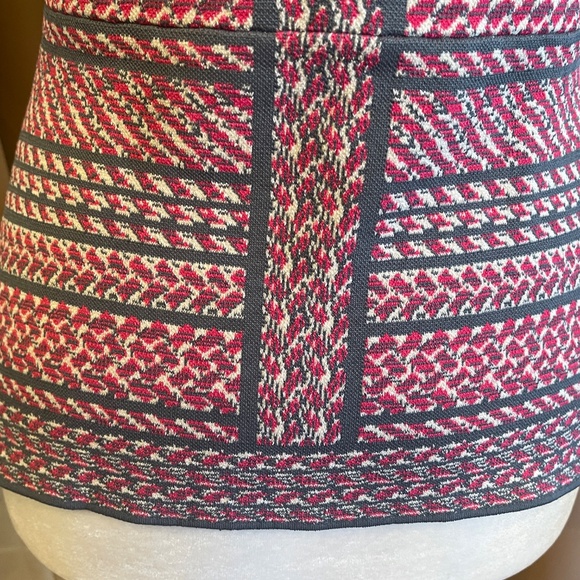 NEW! BCBG Maxazria Alonya Pink Grey Knit Peplum Top Size XS NWOT! - Picture 6 of 10